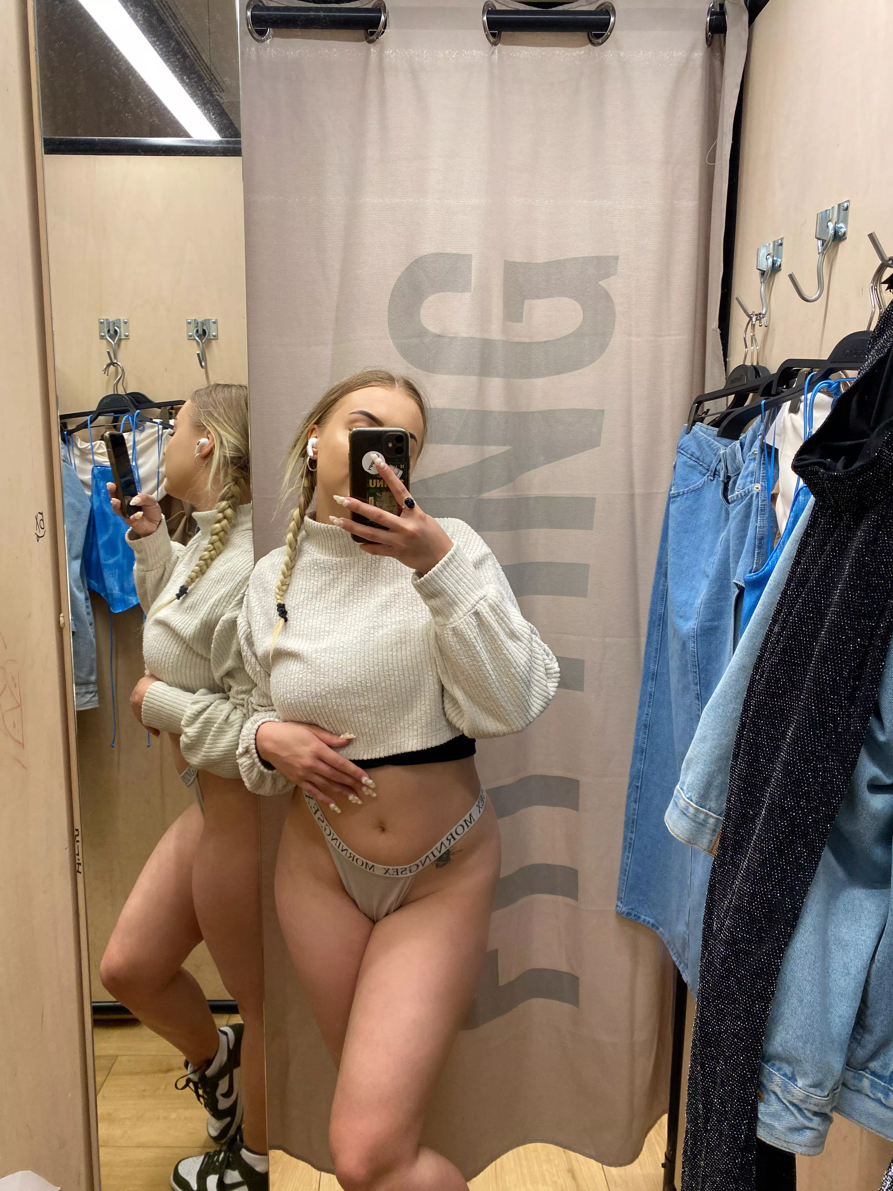 Did you receive my msg to come at the first door changing room?