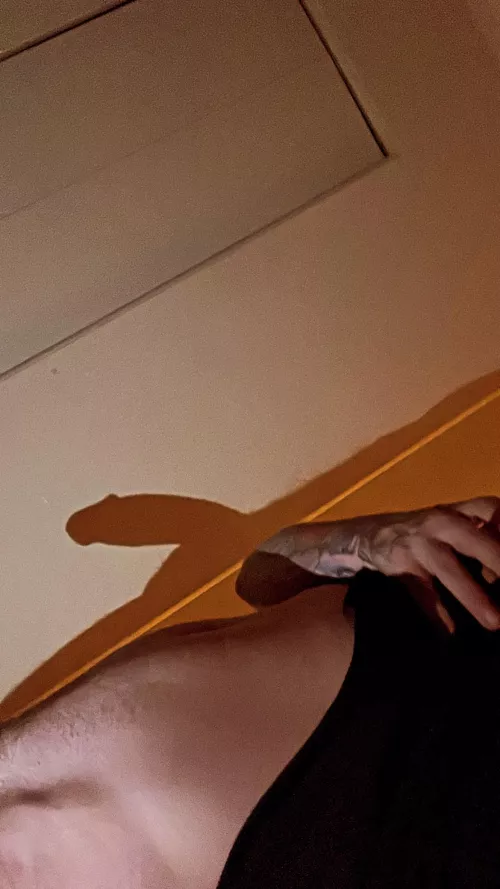 do shadows count as outlines? oops