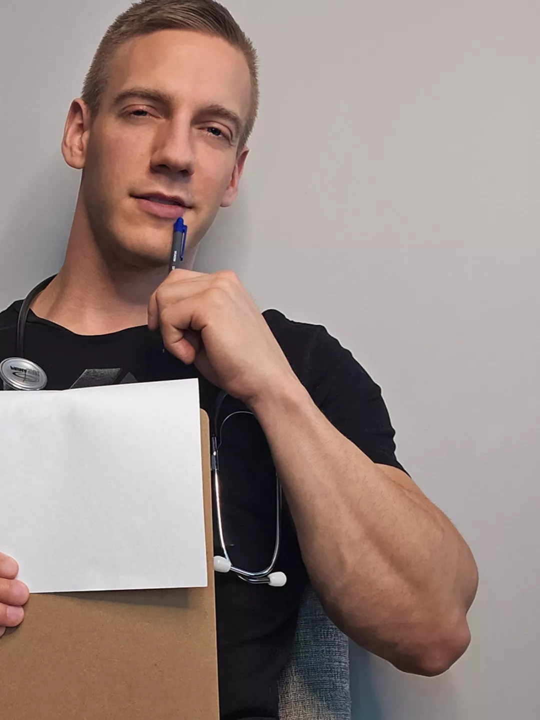 Doctor's forearm 😘