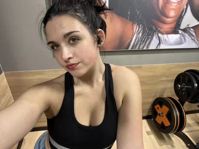 exhausted in the gym IUTR