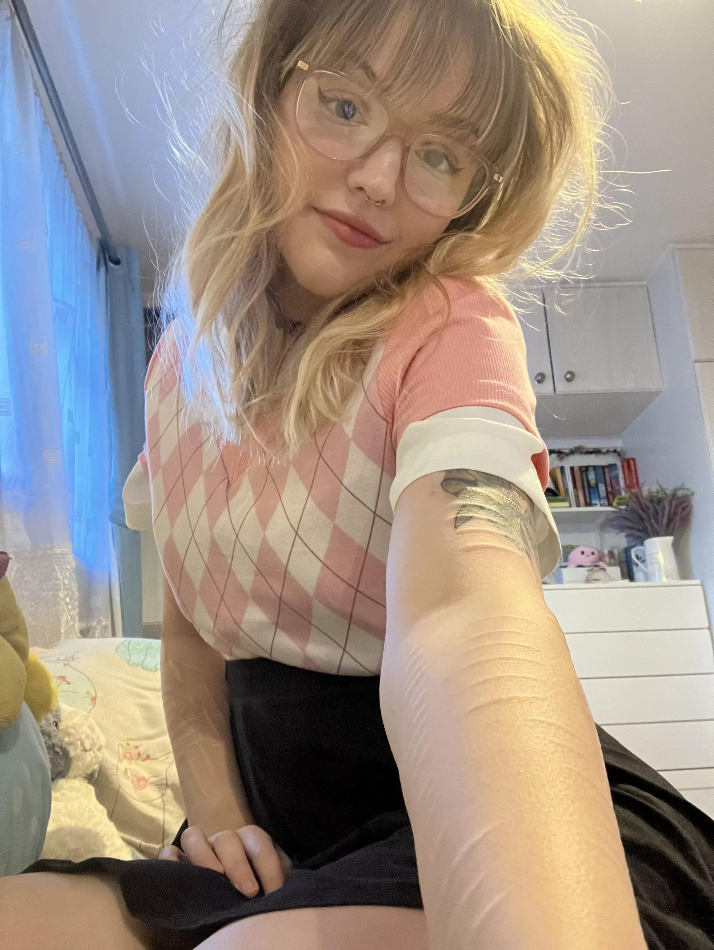 (F) It may be cold out but hoping to bring some sunshine ☀️