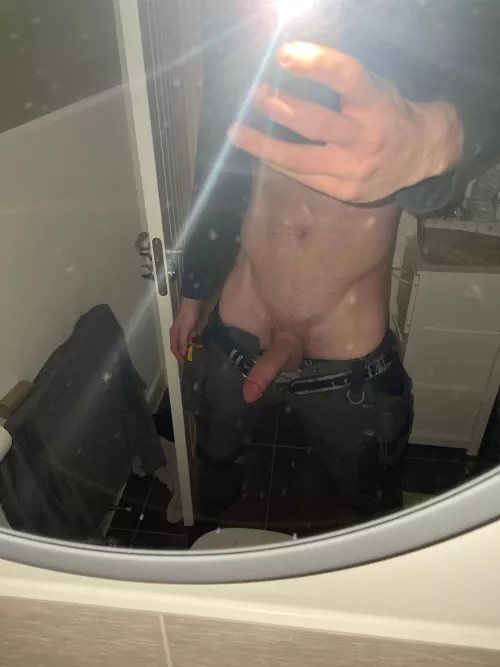 Finally home after a long hard day on site 👷🏼‍♂️ 🔨