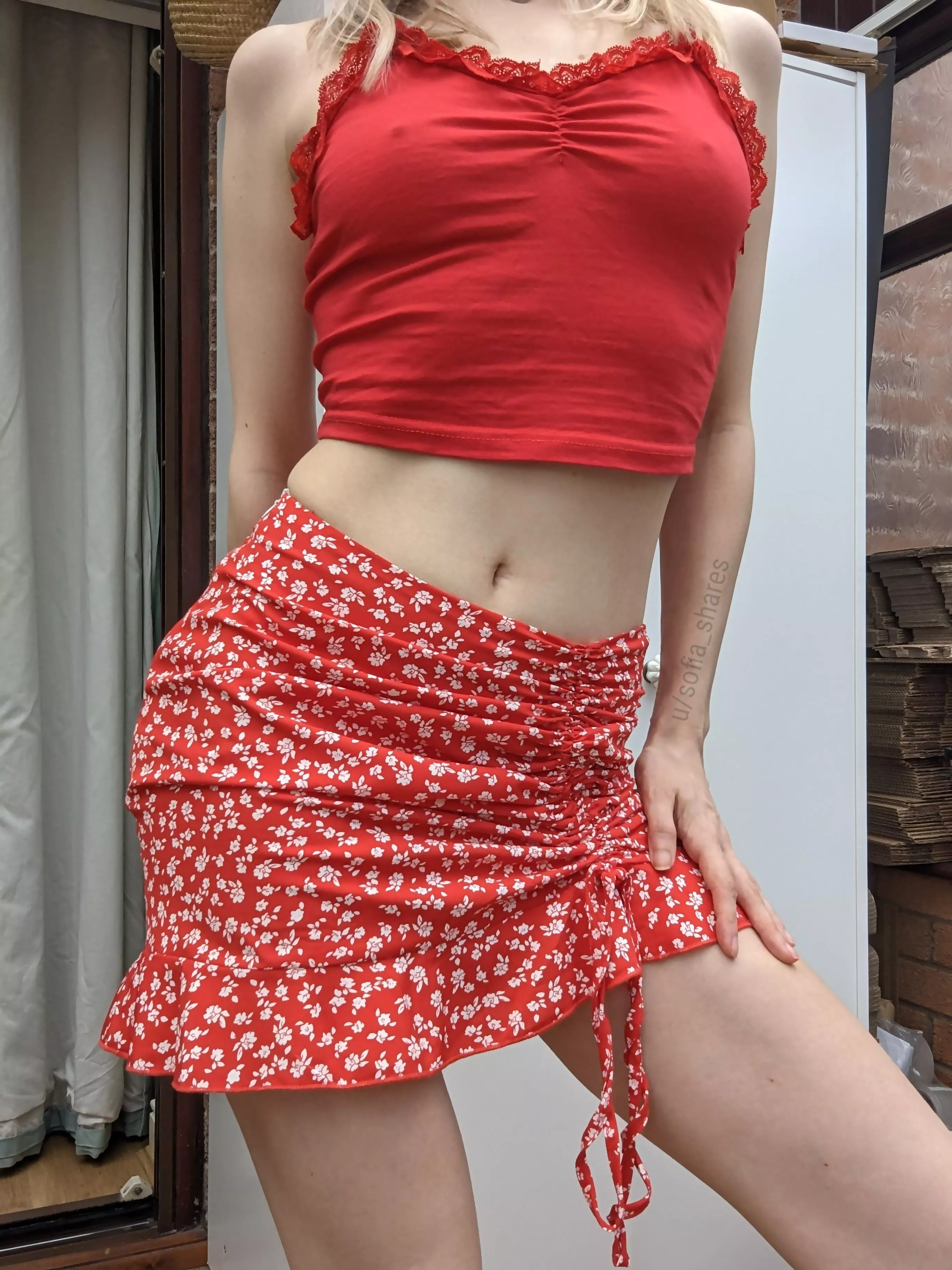 Found some pics from summer, and thought this outfit framed my belly button perfectly!