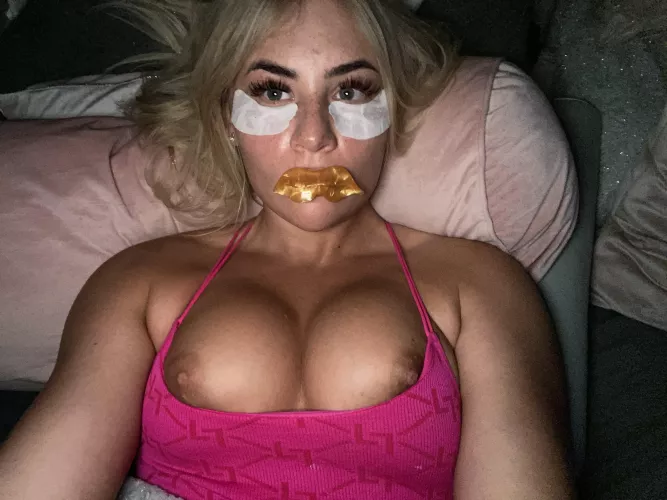 Getting bimbo ready for this weeks shoot