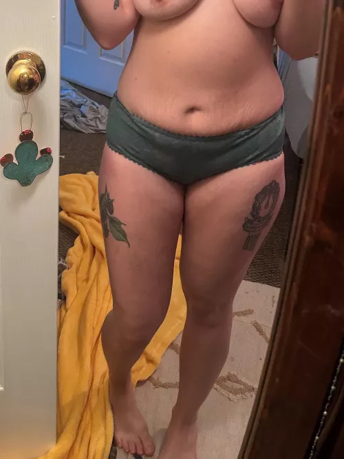 I love my stretch marks!