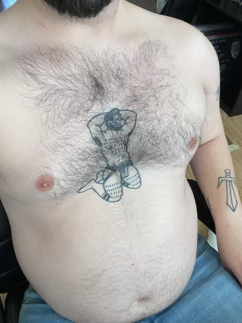 I love shirtless hugs