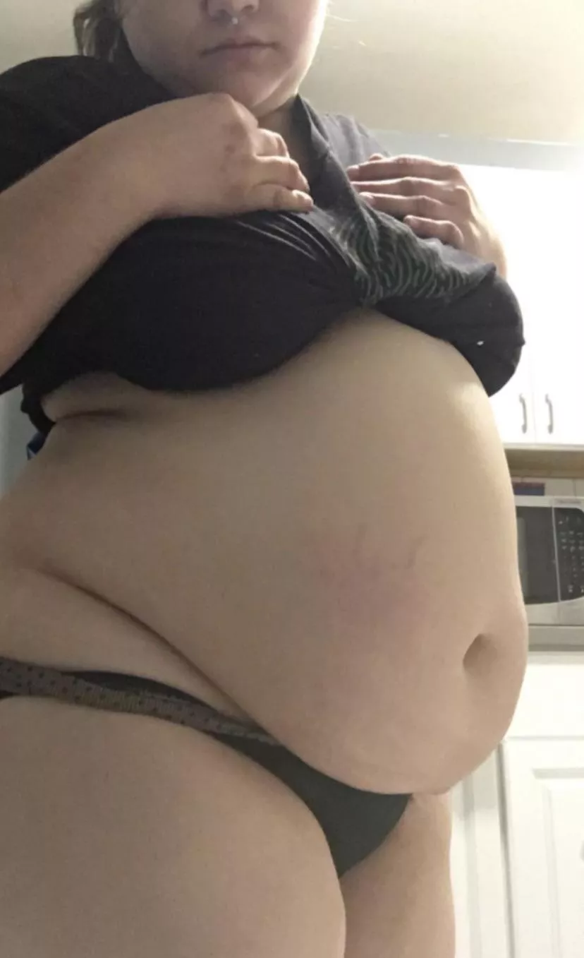 I need more cookies 🍪 🐷😊