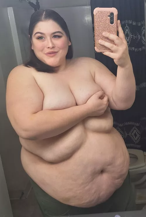 It's my birthday week! I need a big stuffing 🤤