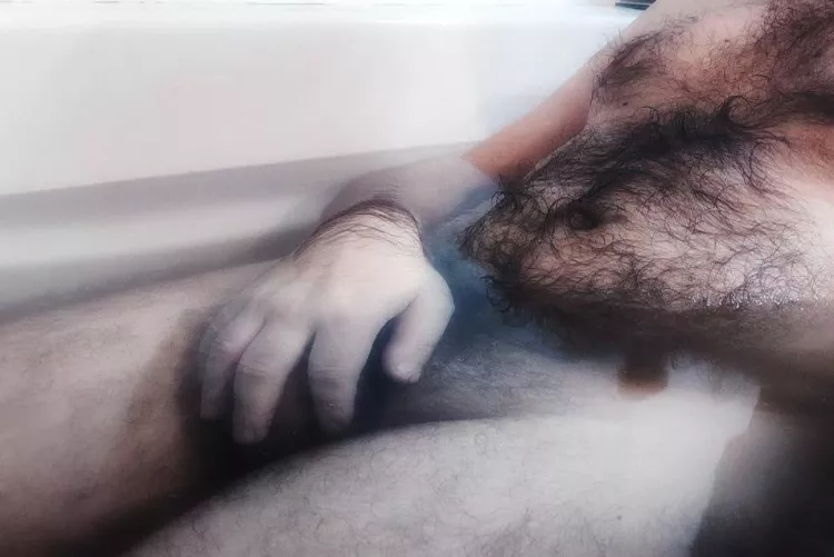 Join me in the bathtub 🛁 and let's flood 🌊 the bathroom