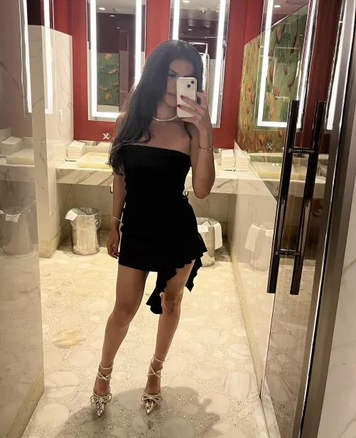 Love a little black dress