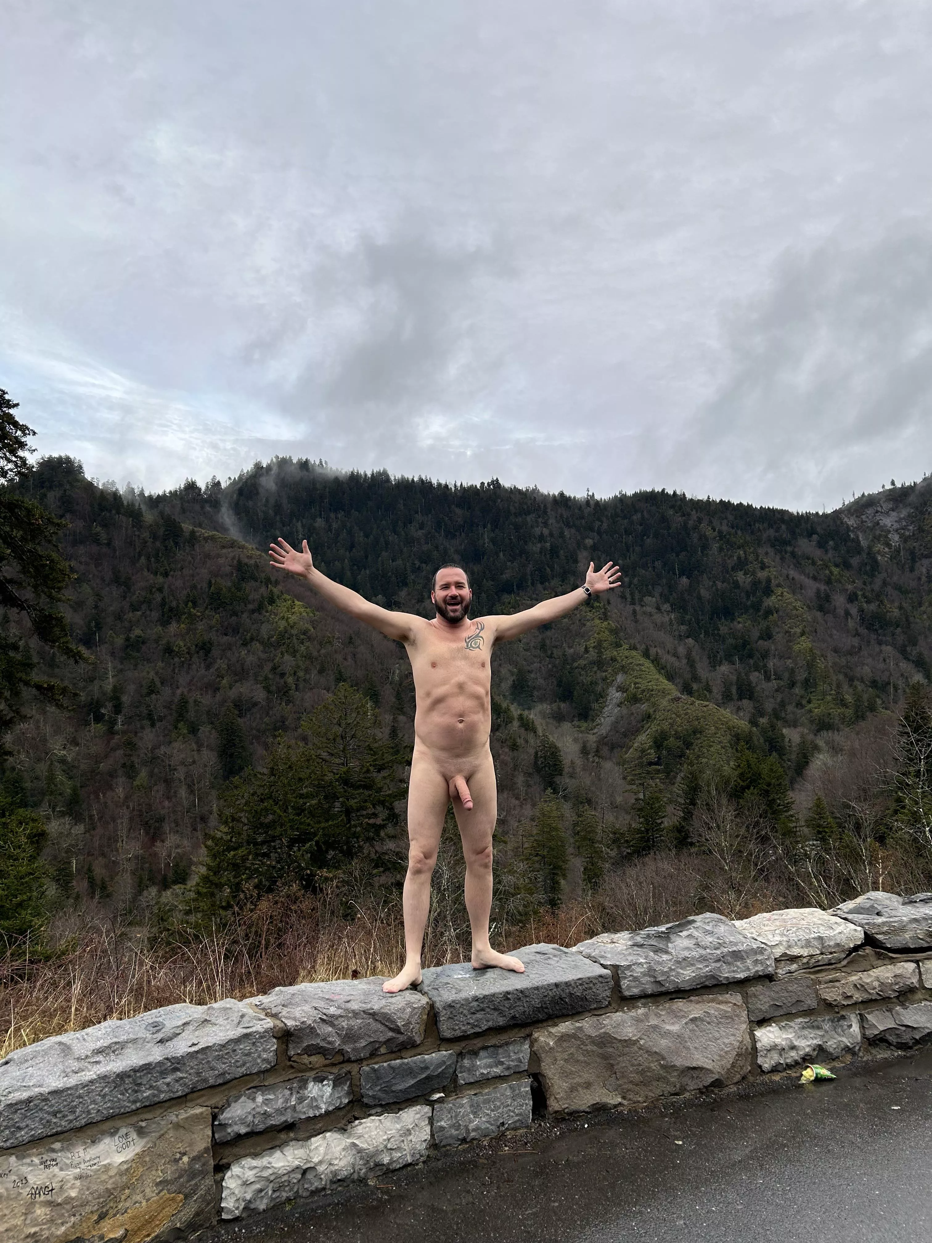 Naked in the smokies while cars pass 😝