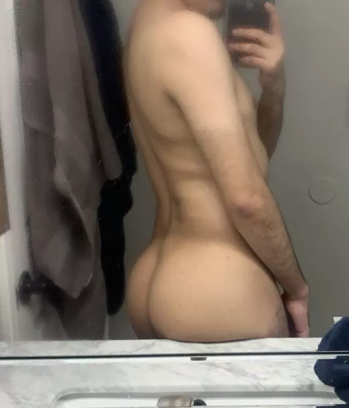 post-gym shower. got a great glute pump! what do you think?