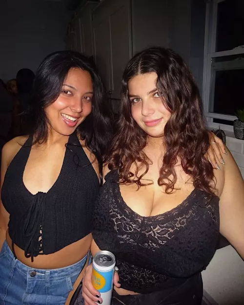 Same kind of top, but different game for Alex