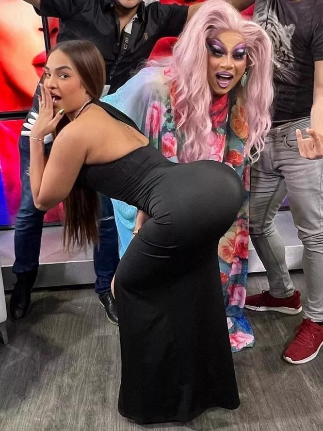 Shelve booty