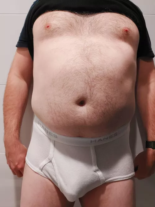 Starting the week in Hanes