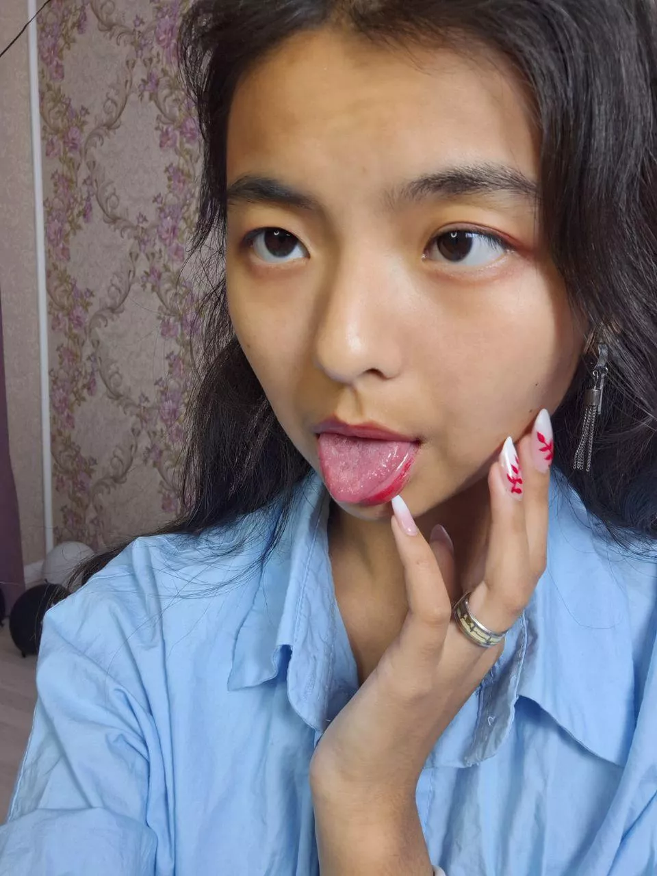 this ahegao makes you hard, doesn't it