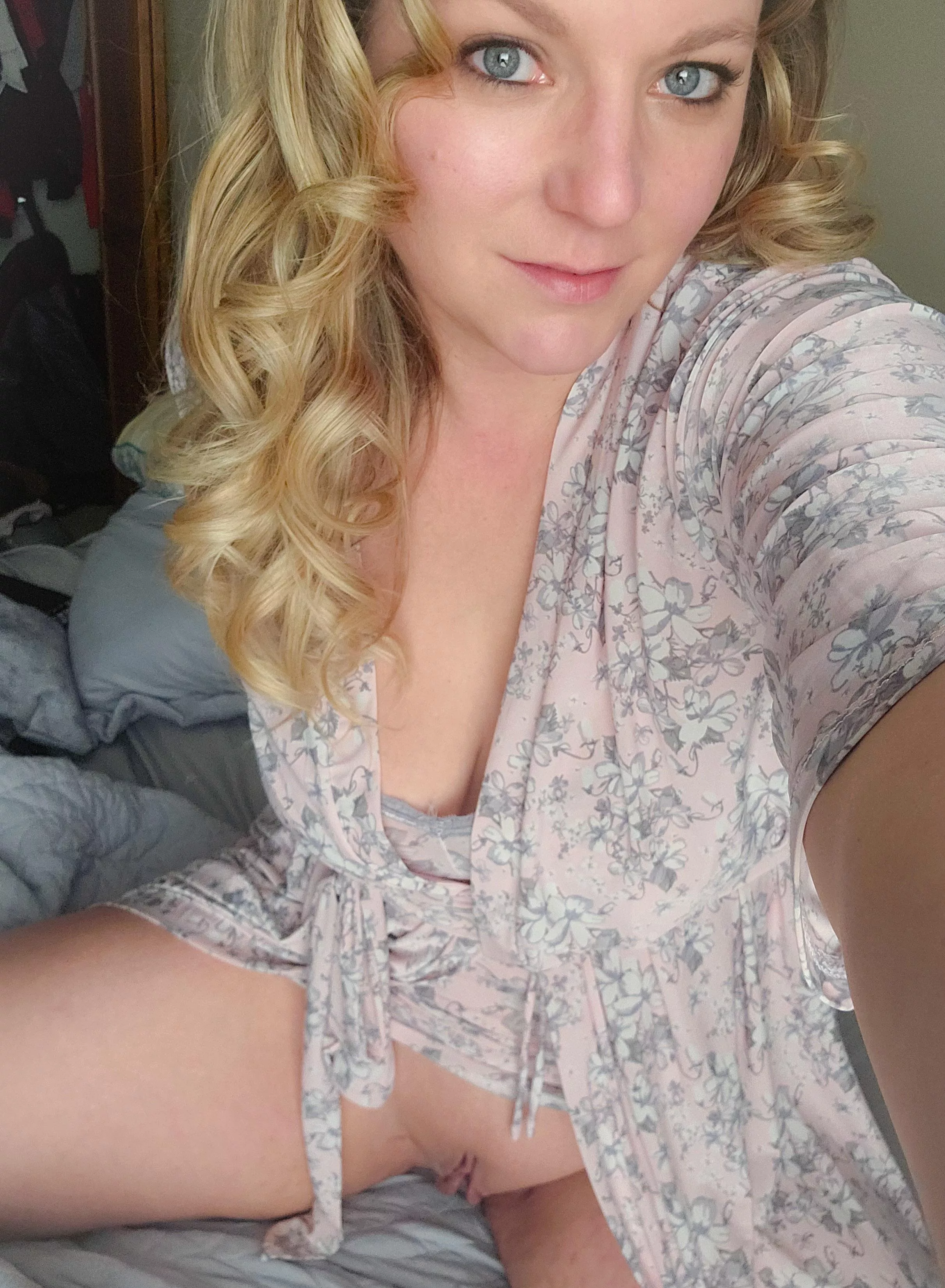 This milf needs more than one cock tonight.