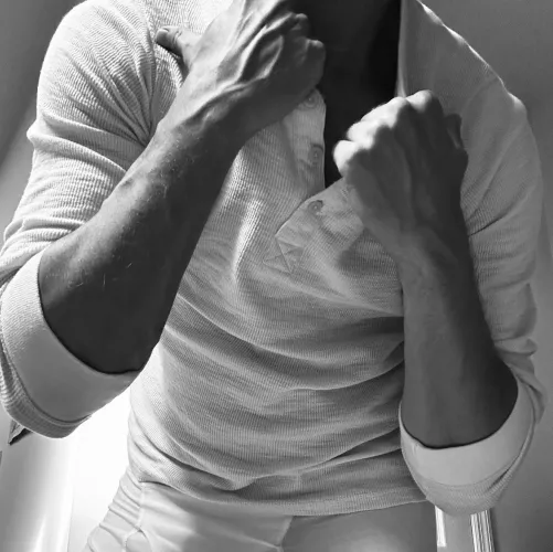 Went on a hike today and now all I wanna do is cuddle under a warm blanket - come join?