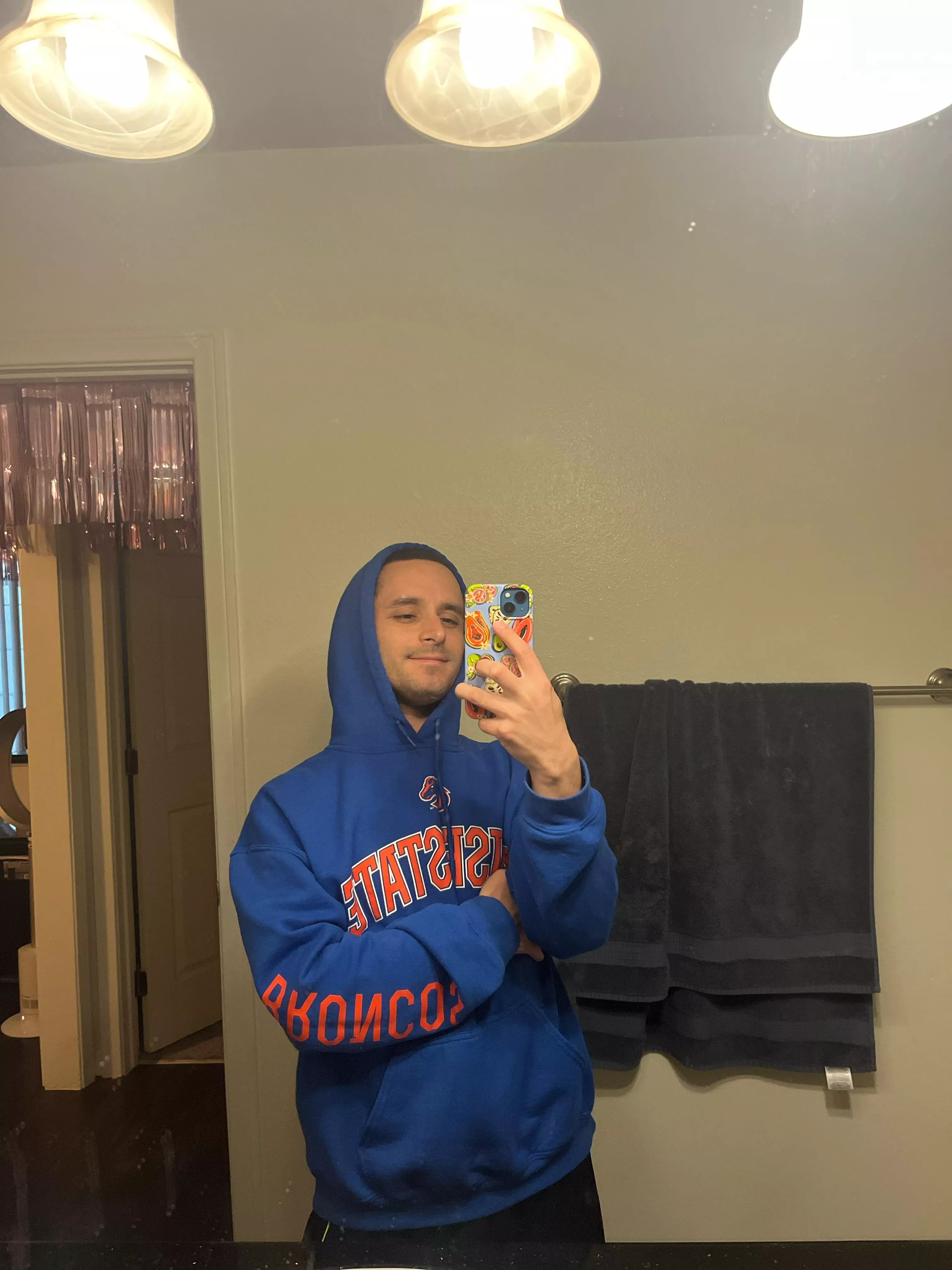 Who plays Dreamlight Valley ?