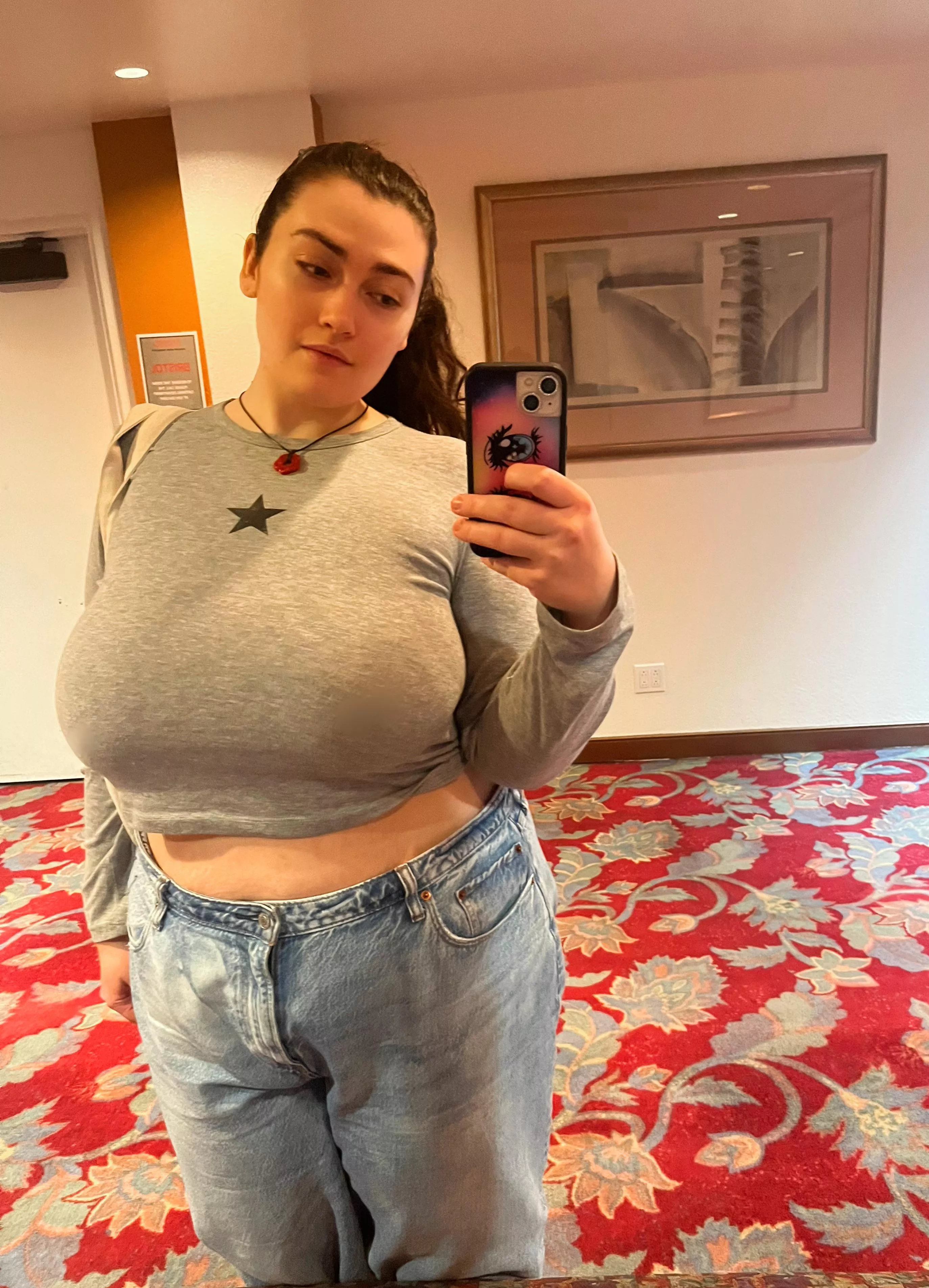 Whoops forgot to wear a bra 🤪