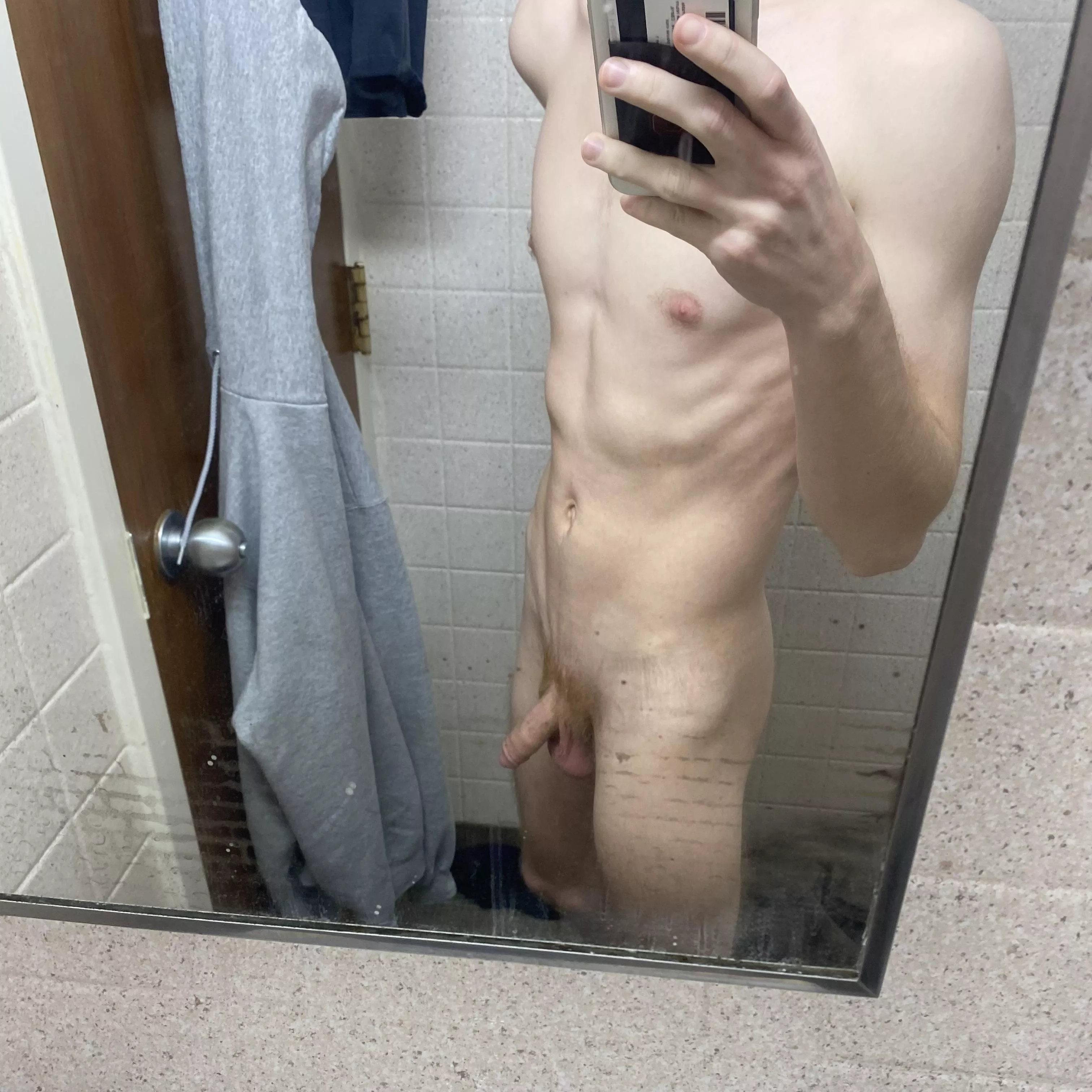 Why am I so insecure about my body 😔