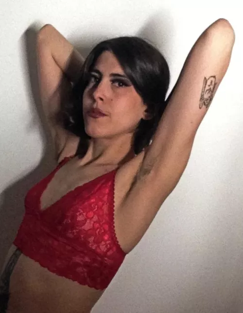 wondering bout the sacred scent emanating from my Goddess pit?