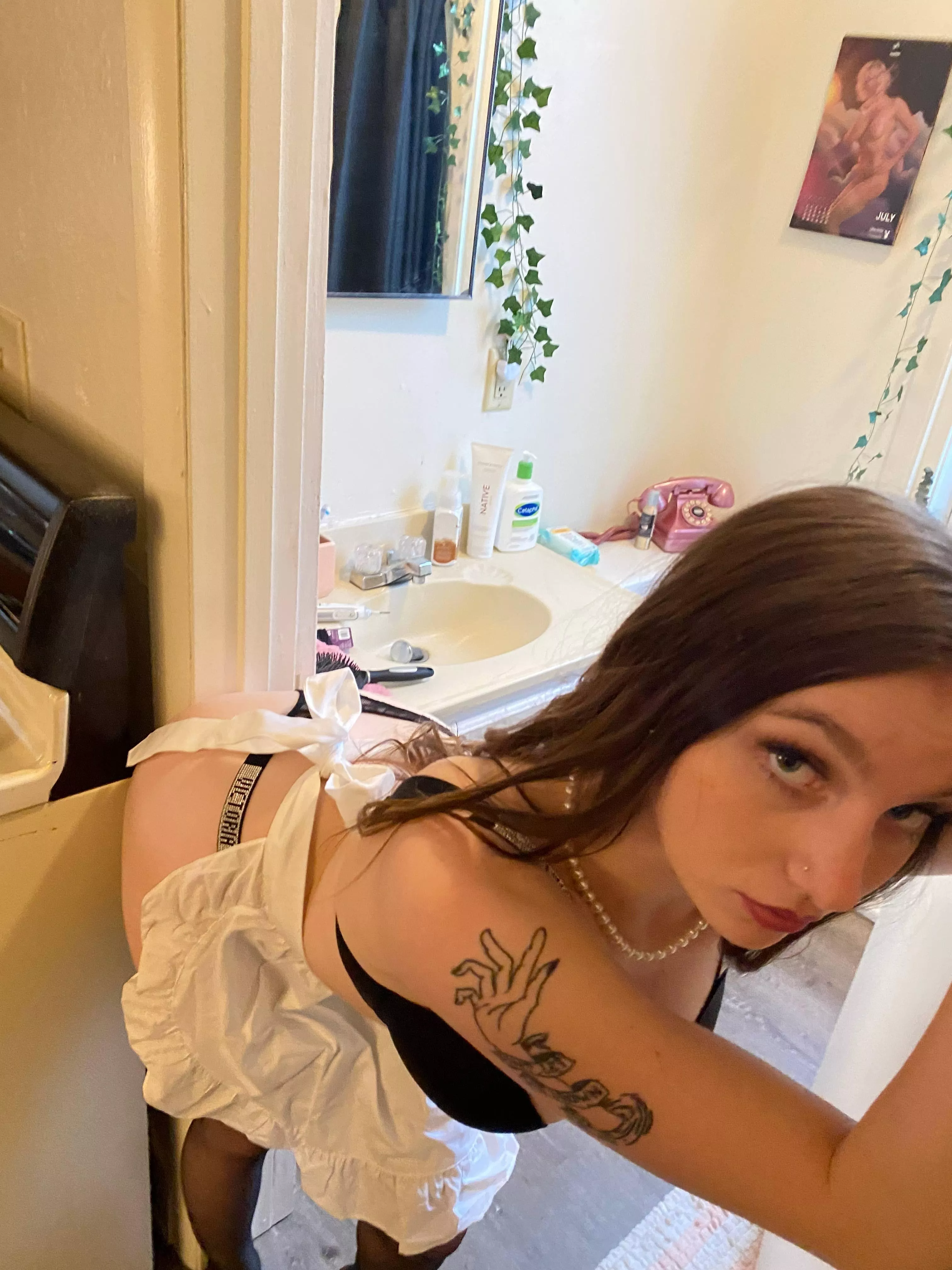 You can come inside me if you let me sit on your face first