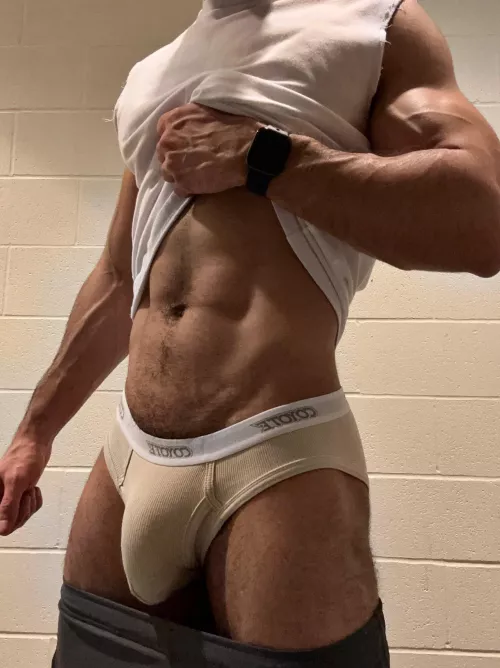 You like bulges?