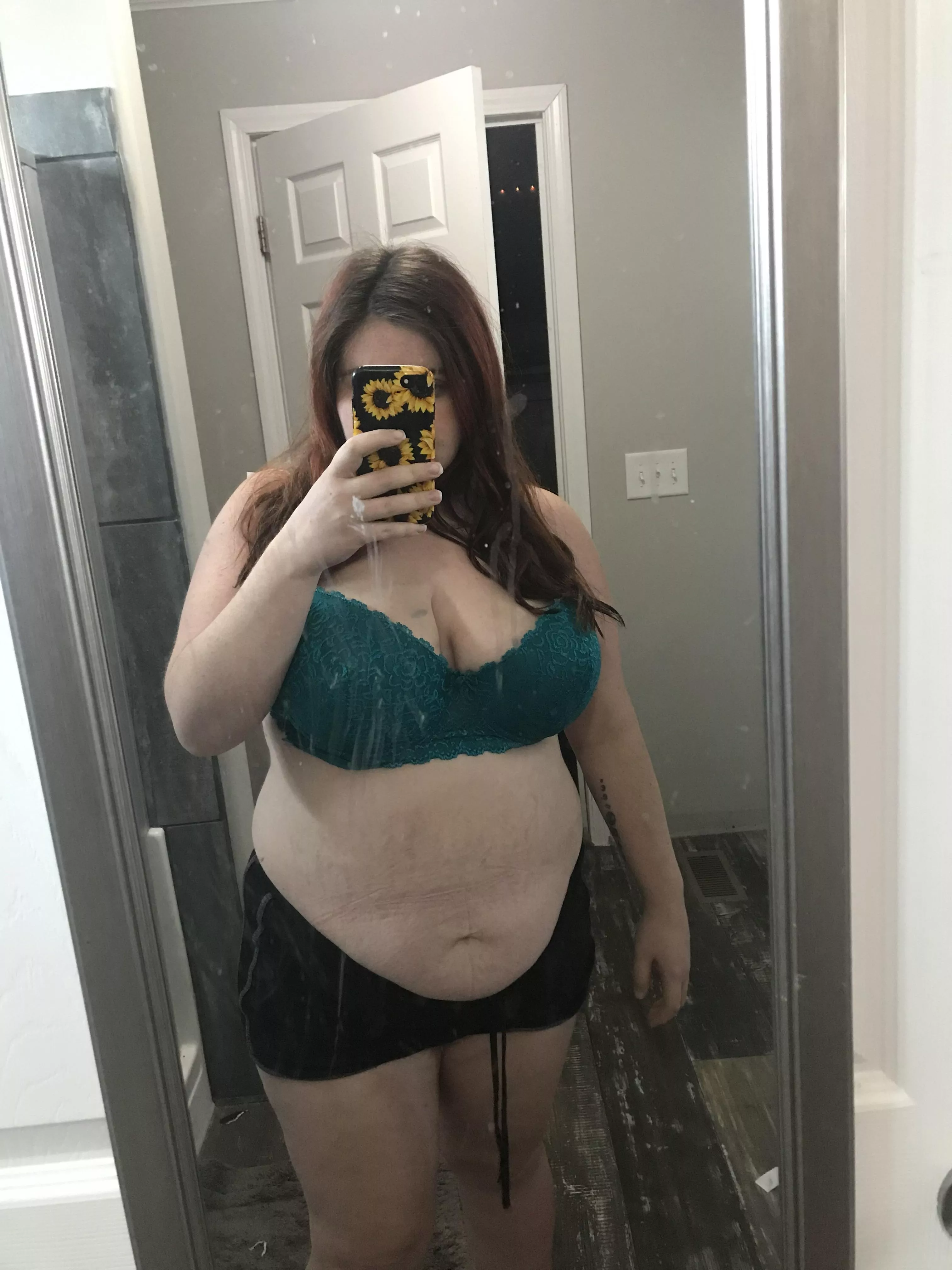 Your fav prego girl