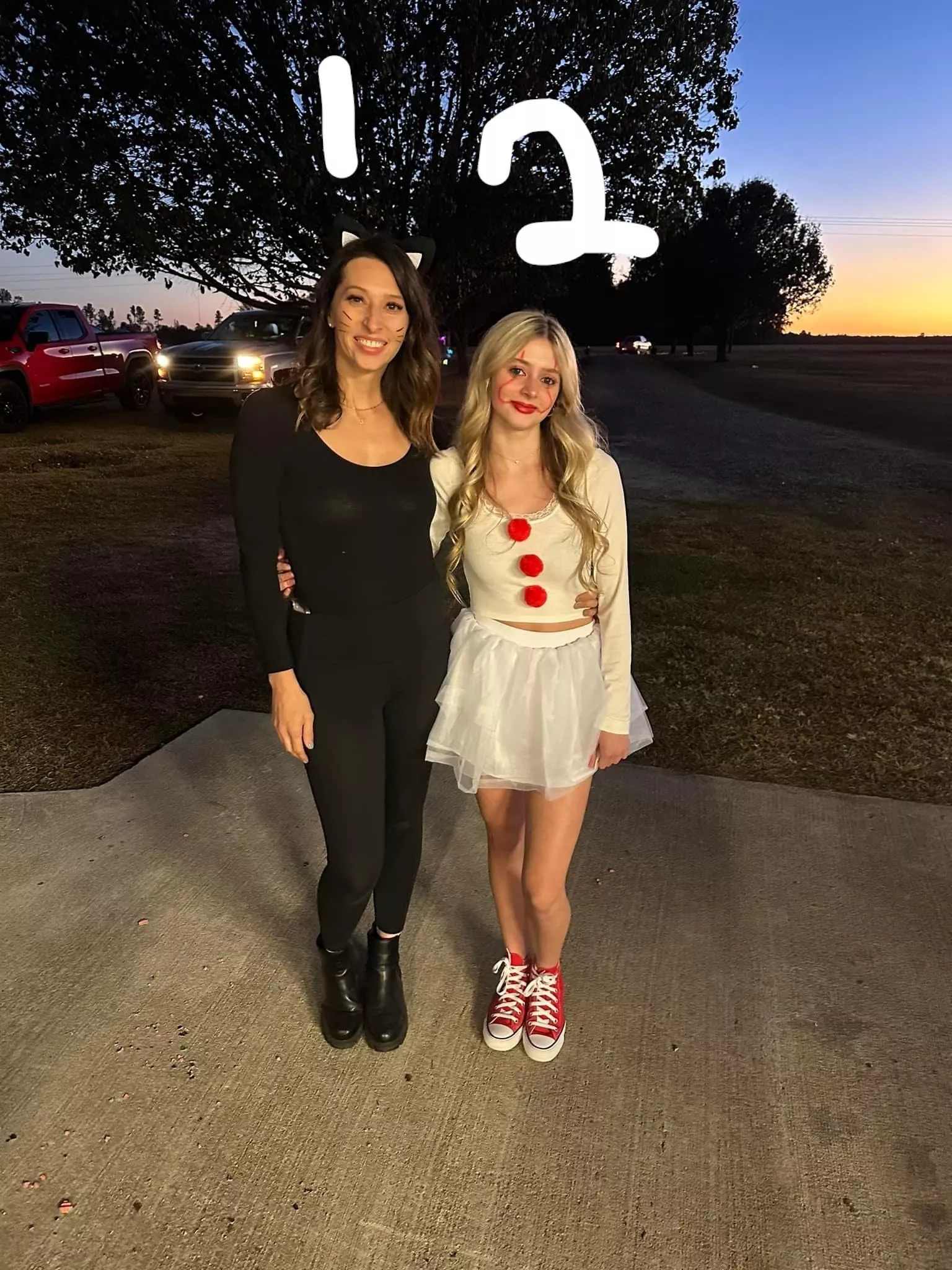 [2] kitty or pennywise?