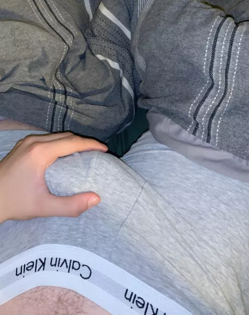 20 uk uni student looking for bromance