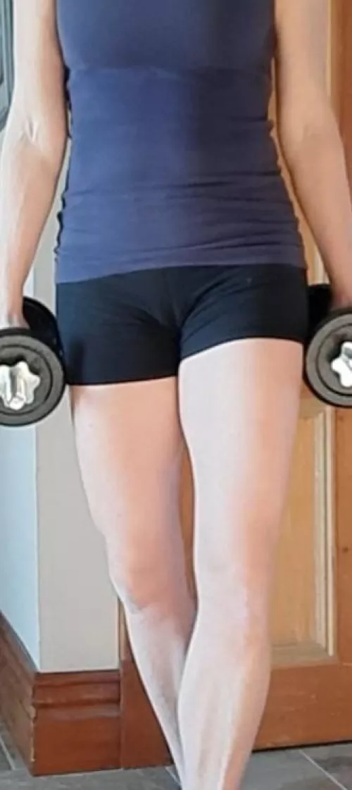 41yo [F] Realized after I filmed this that I was sporting some camel toe 🙈 Would this distract your workout?