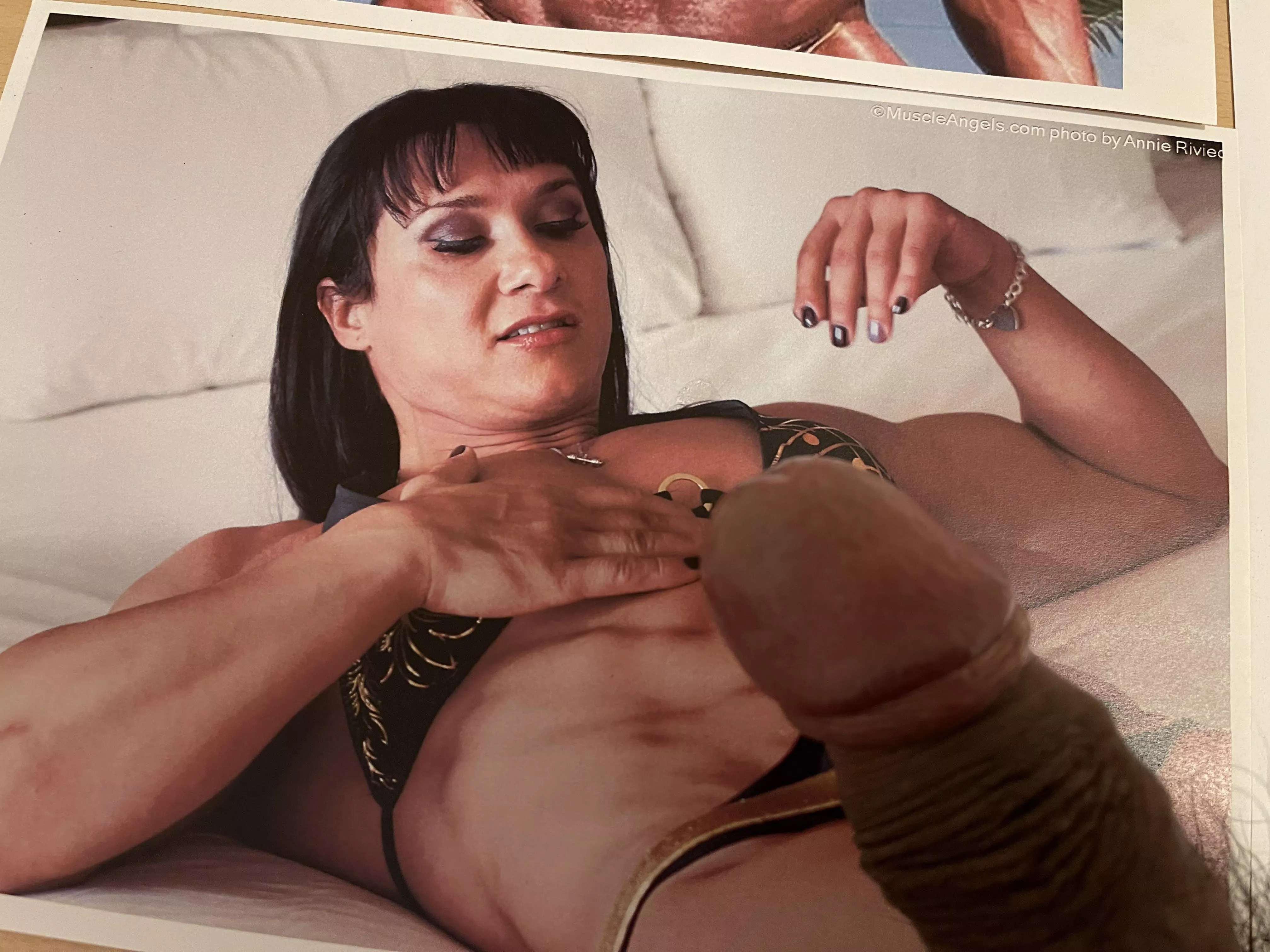 Alina Popa likes big cocks