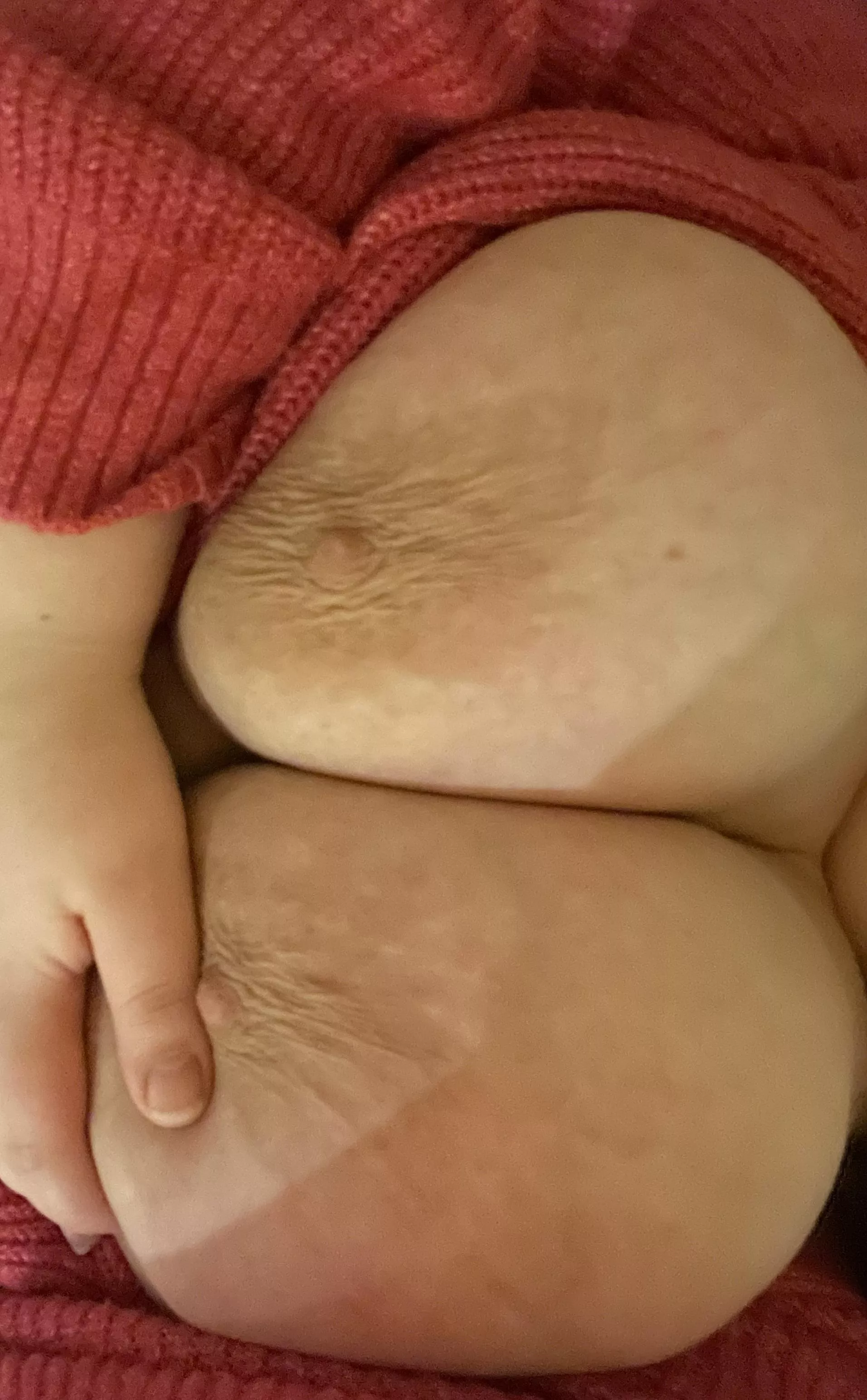 did some shots with my friend now i'm feeling kinda slutty