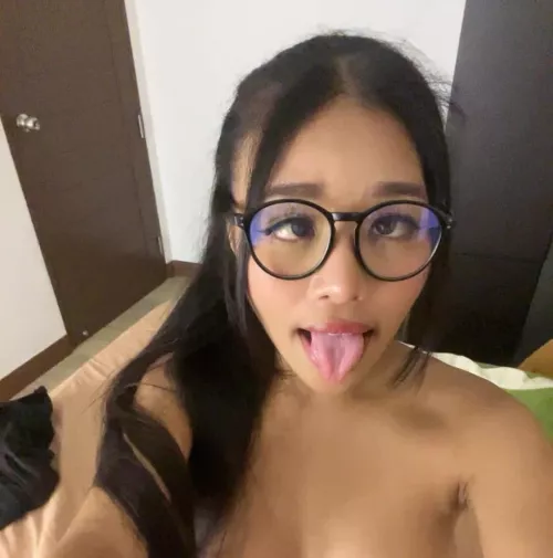 Do older guys like ahegao