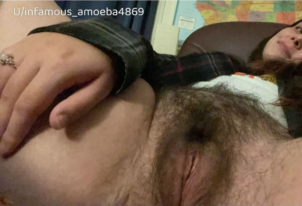 Do you think I still look lickable even though I’m VERY hairy? 😫❤️