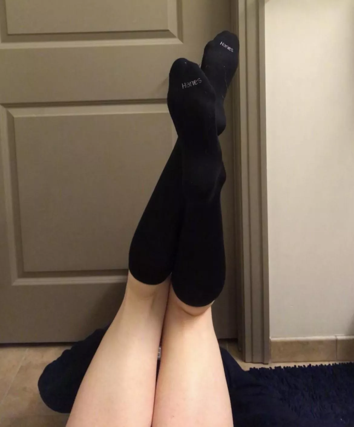 i fell down, can somebody help me up??