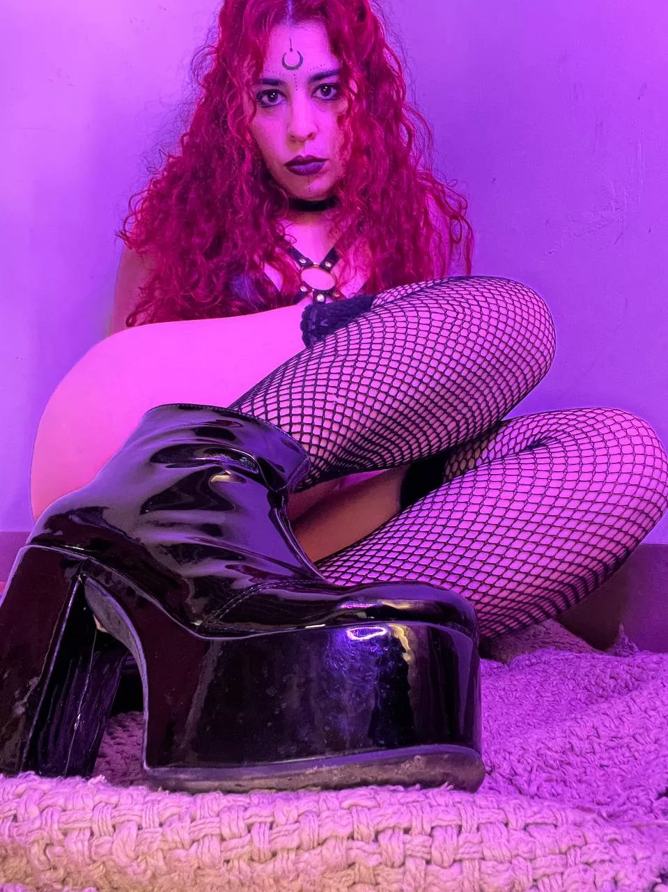 I hope horny, homewrecking college girls are your favorites.