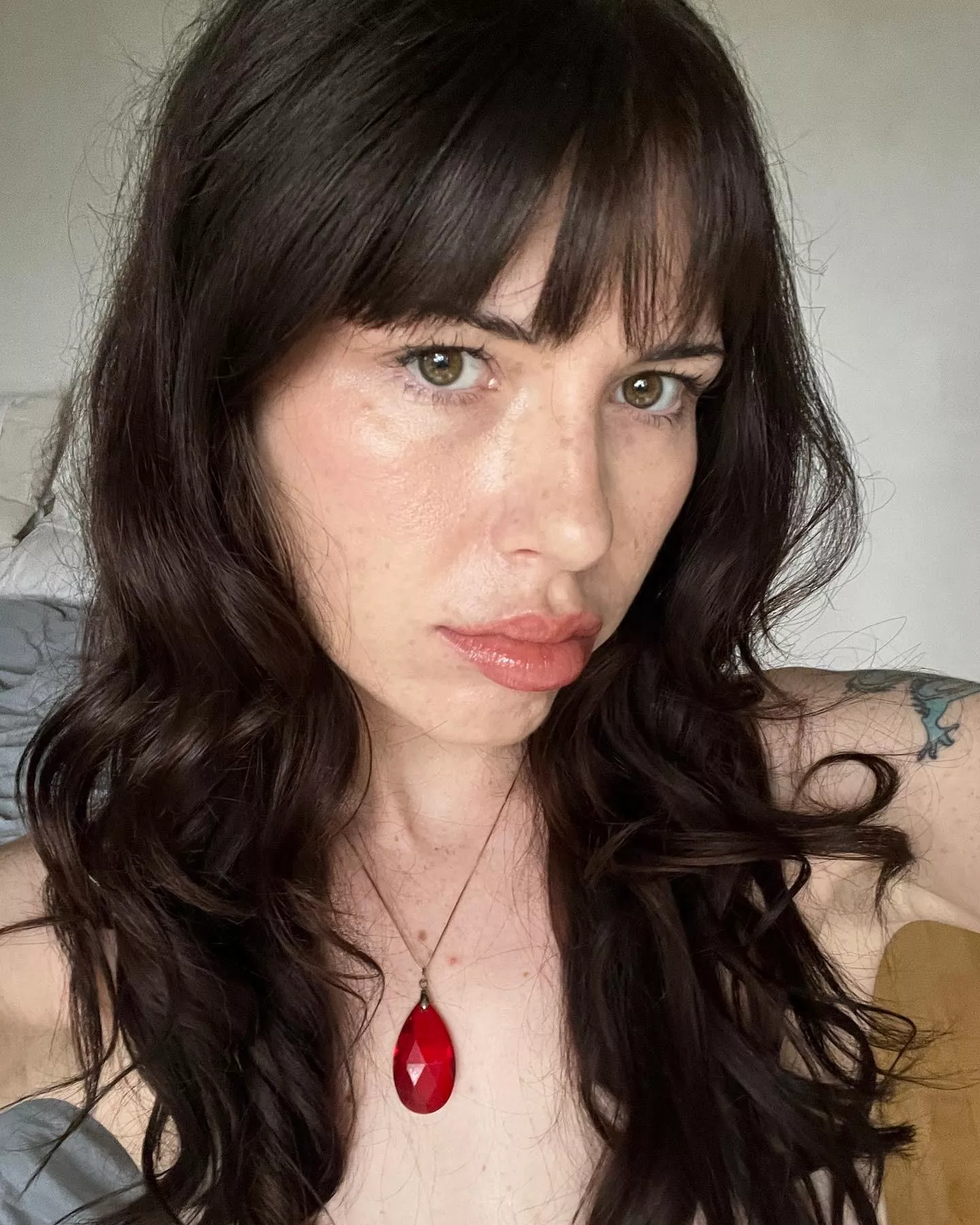 I need someone to buy me a tail and all of my other pet needs 😞 do I look like a pup or a kitty to you? [OC]