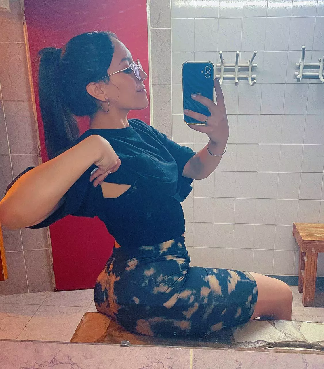 I want to be your favorite girl.