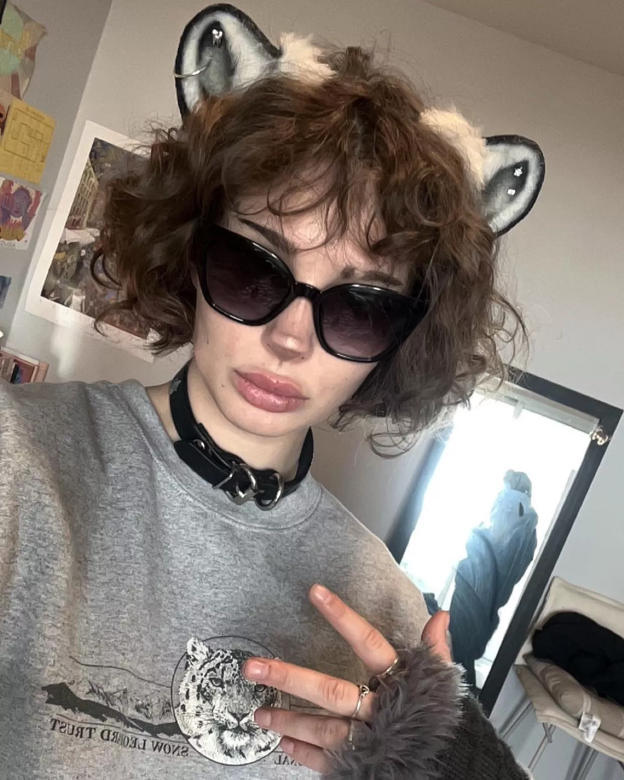 i went out like this ;3 if u saw me what would u think ?