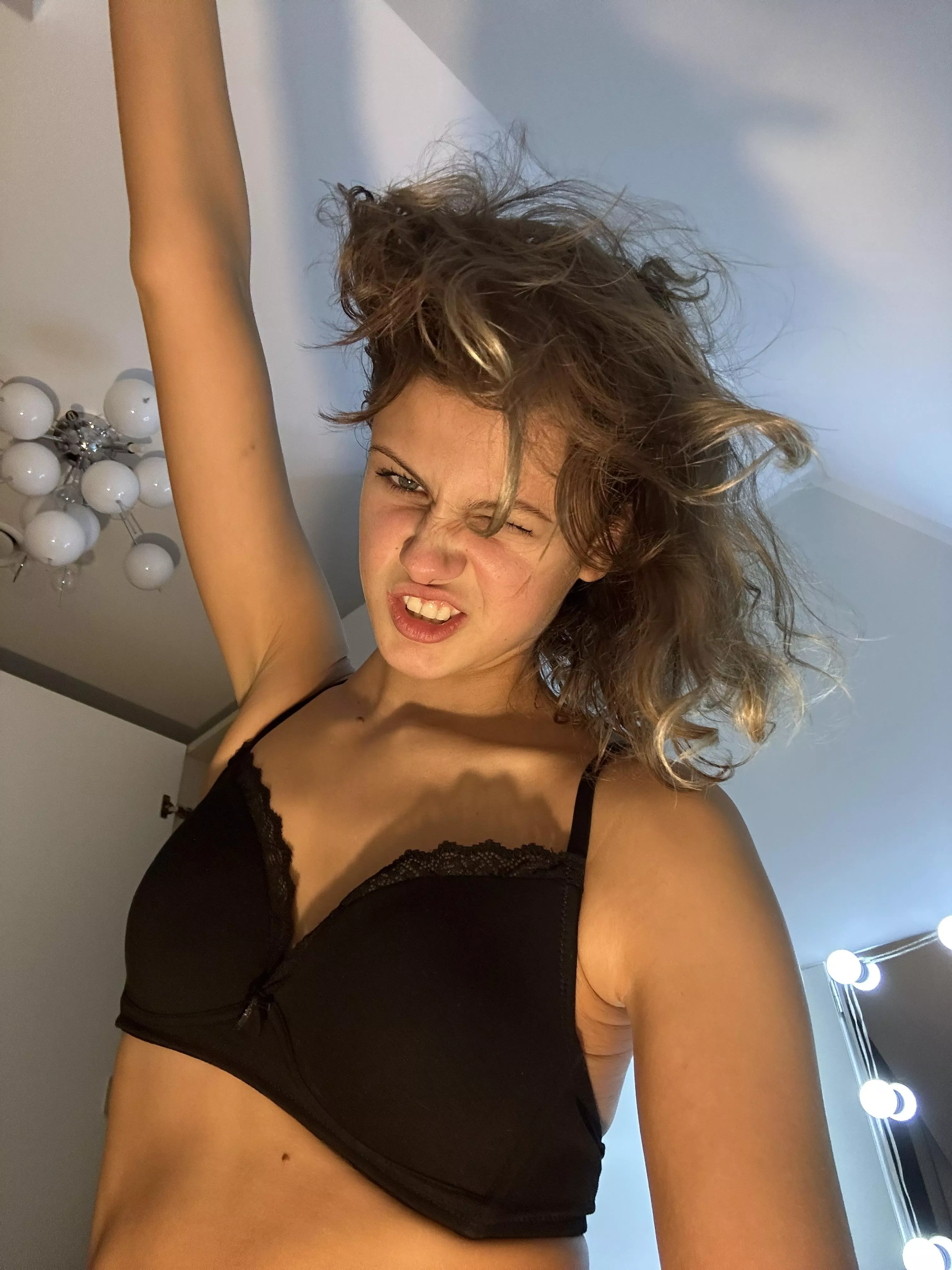 iam 18 now and have zero boobs can we still be reddit friends ?