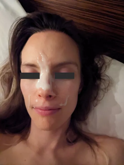 If you wanna take a load off, add it to her face