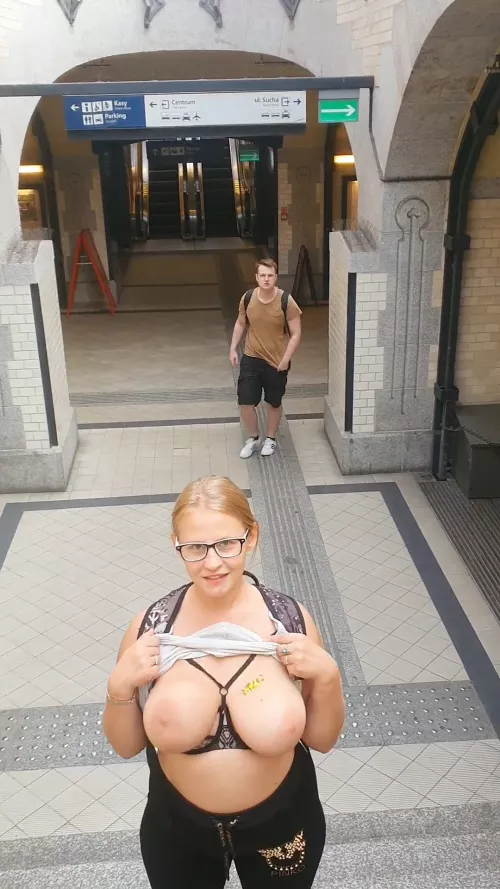 I'm sure the guy in the back figured out that I wasn't posing for a regular, standard train station photo. Heh