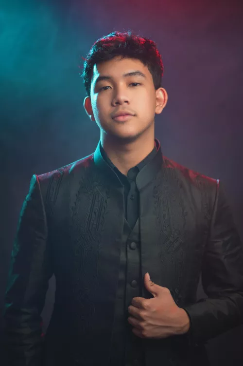 Is it obvious im camera shy? (Graduation creative photo)