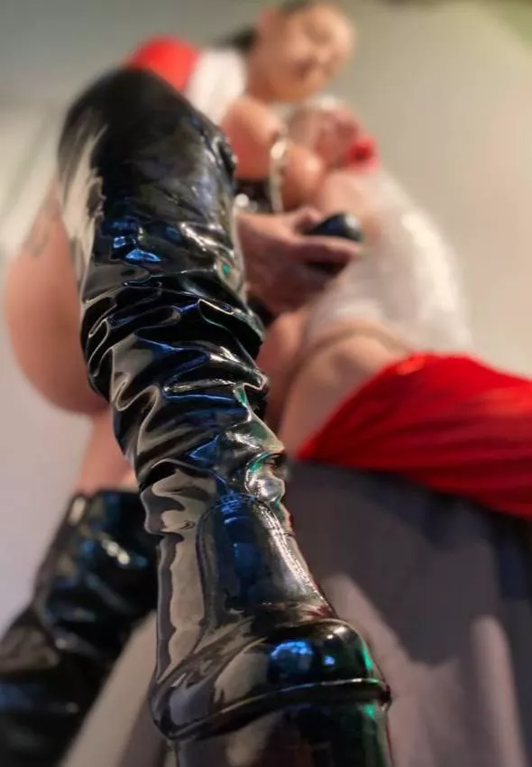 Latin goddess with boots. You like them?