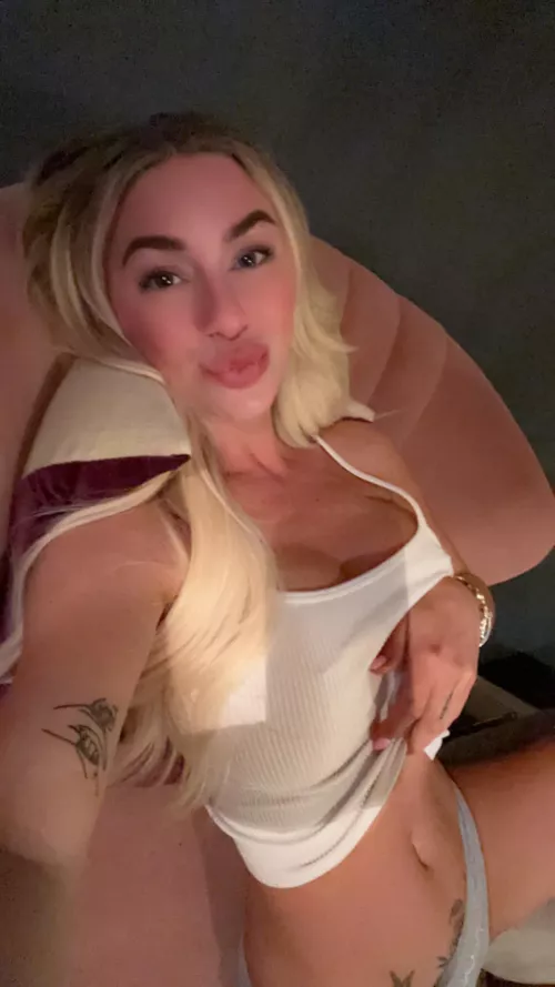 Let me give you a smooch!