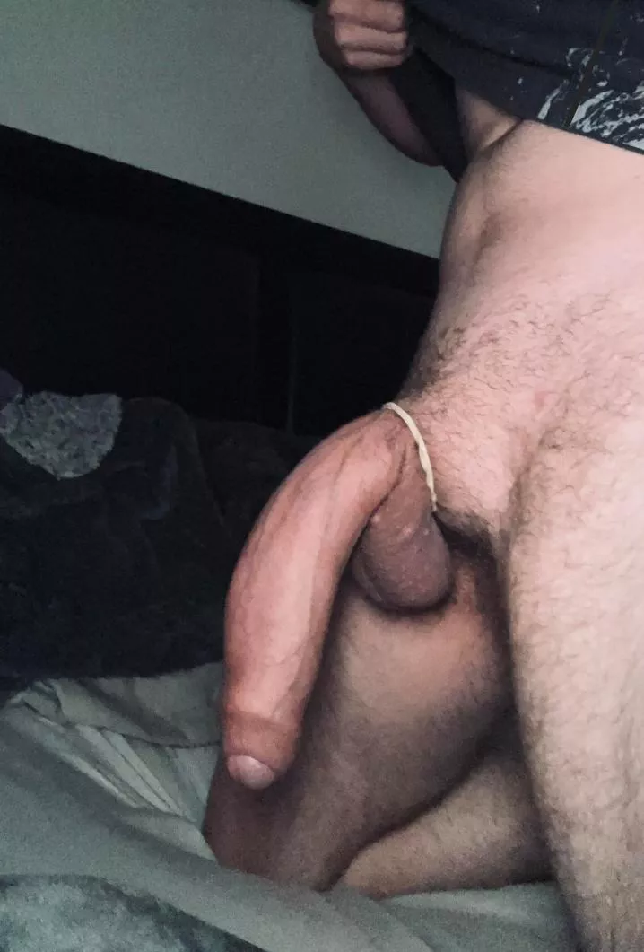 Looking for someone to chat to 😉