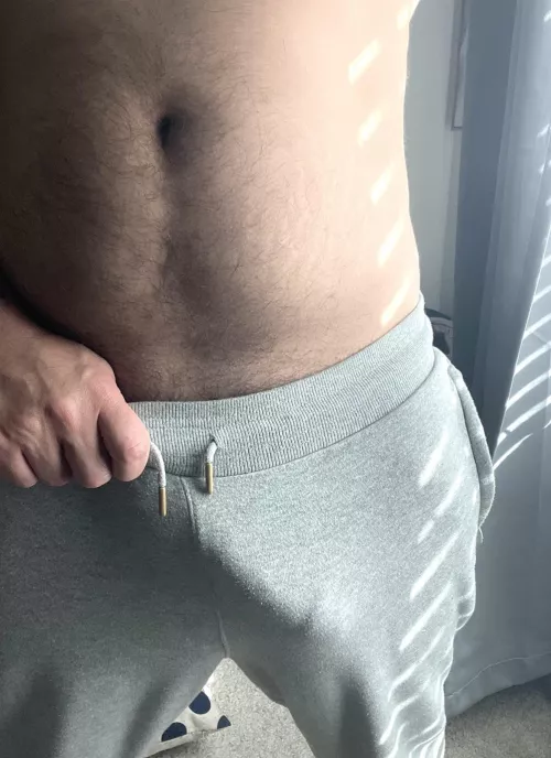 Pull down my pants with your mouth