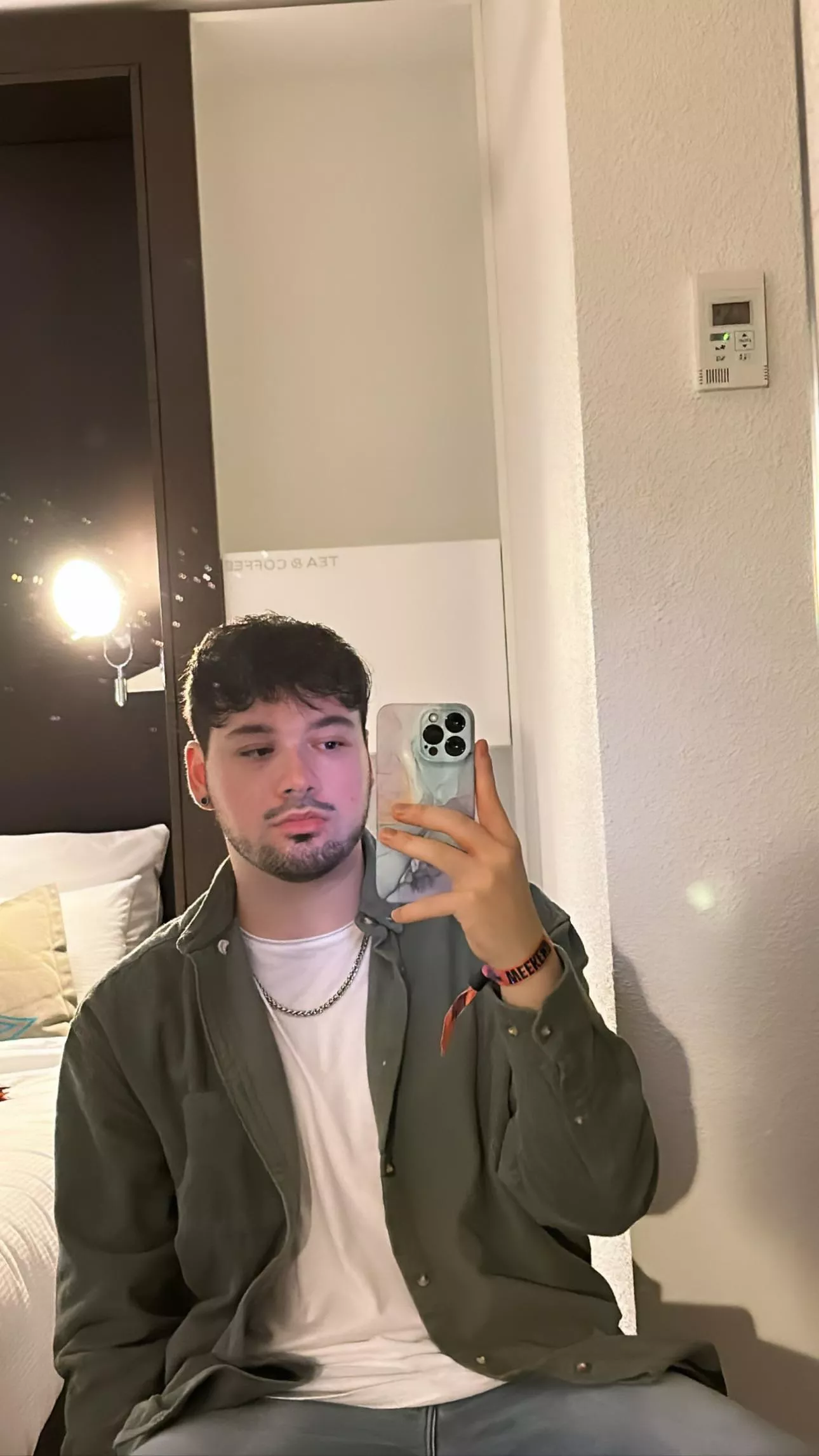 Tryna get wifed up by Valentines Day so I have someone to play the new Tomb Raider with